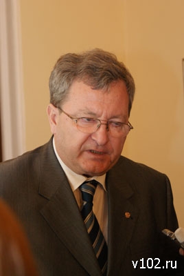 ������ 102.0